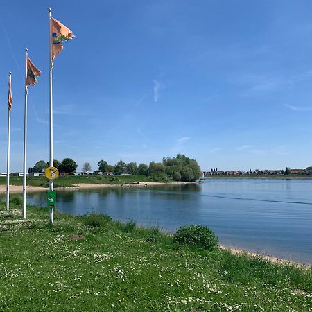 Tiny Haus Auszeit Am See Lathum Εξωτερικό φωτογραφία